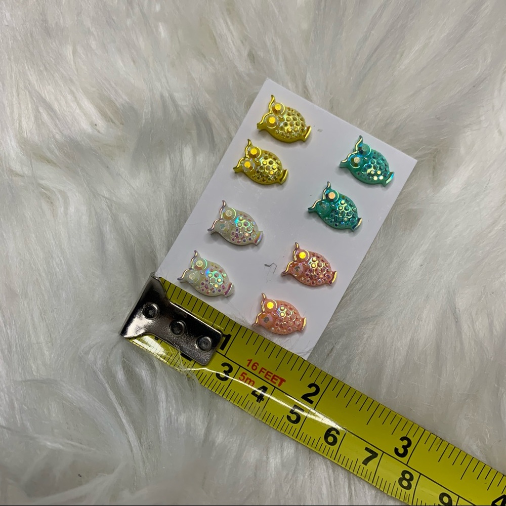 4 Iridescent Owl Plastic Stud Earrings Cute - Picture 8 of 8